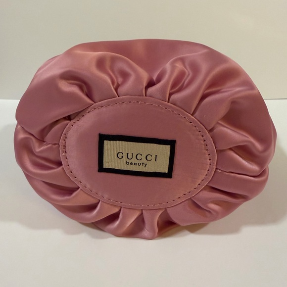 Gucci Pink Floral Pouch or Makeup Bag NWT - Picture 4 of 10